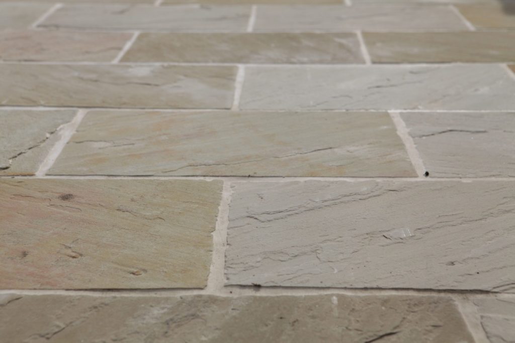 mint-74-2000-900-100 mint-74-2000-900-100