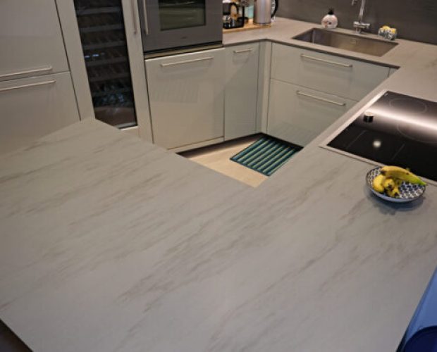 Top cucina in quarzite grigia