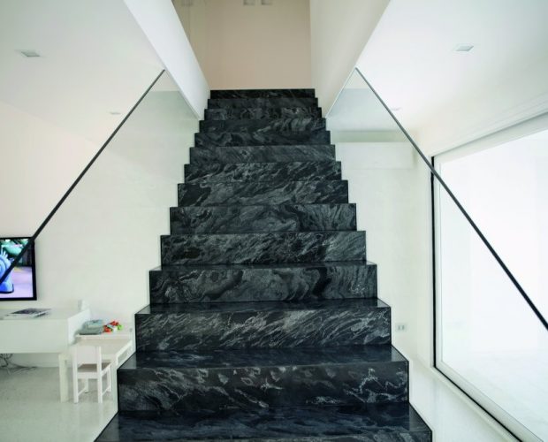 Iron_Silver__1_-26-2000-900-100