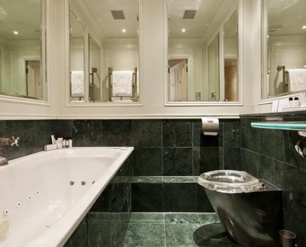 bagno in marmo Verde Guatemala